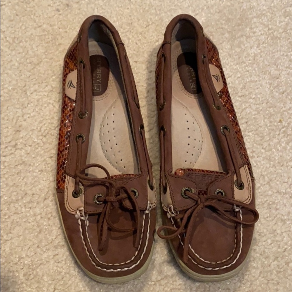 Sperry Topsiders